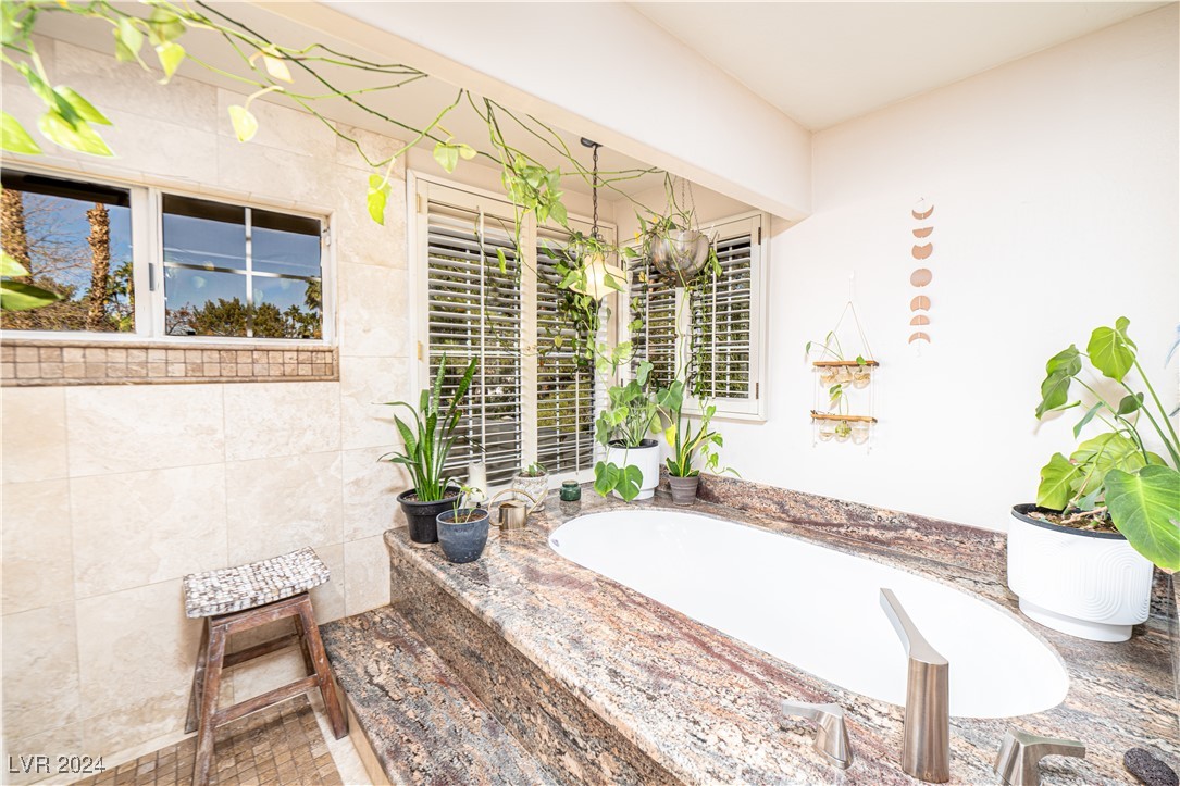 14 Pheasant Ridge Drive Henderson, NV 89014 - Photo 38 of 95 Gallery Image 38