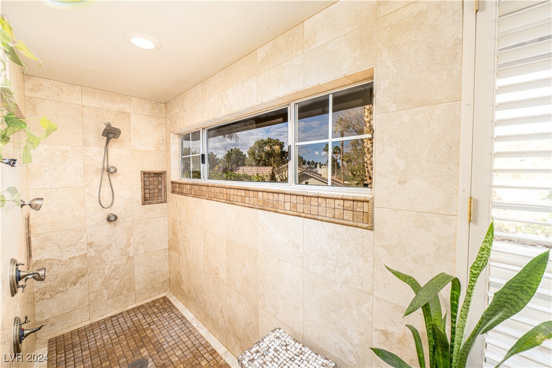 14 Pheasant Ridge Drive Henderson, NV 89014 - Photo 40 of 95 Gallery Image 40