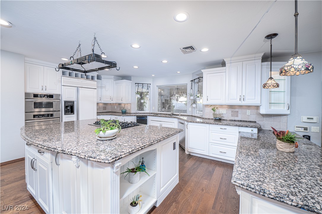 14 Pheasant Ridge Drive Henderson, NV 89014 - Photo 4 of 95 Gallery Image 4