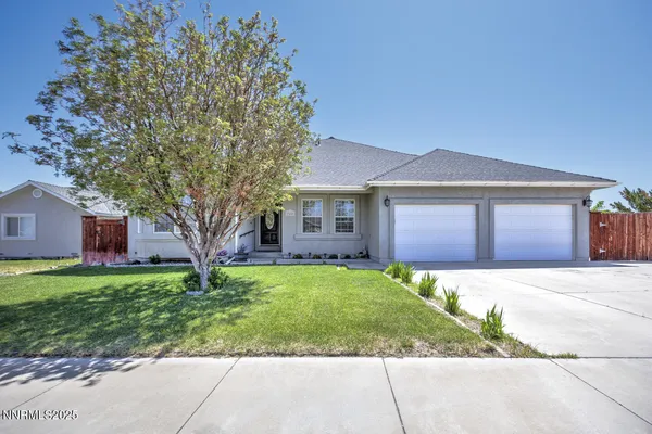 $489,000 | 240 Mary Lou Lane, Fernley, NV 89408