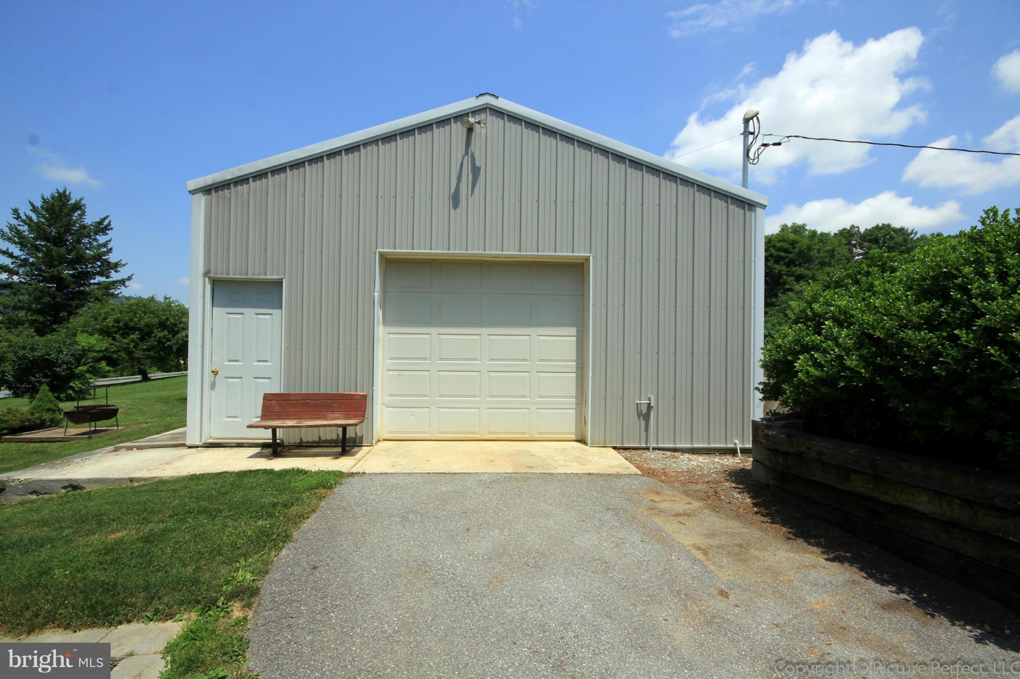 1805 Rohrersville Road Knoxville, MD 21758 - Photo 25 of 30 Exterior (Rear)