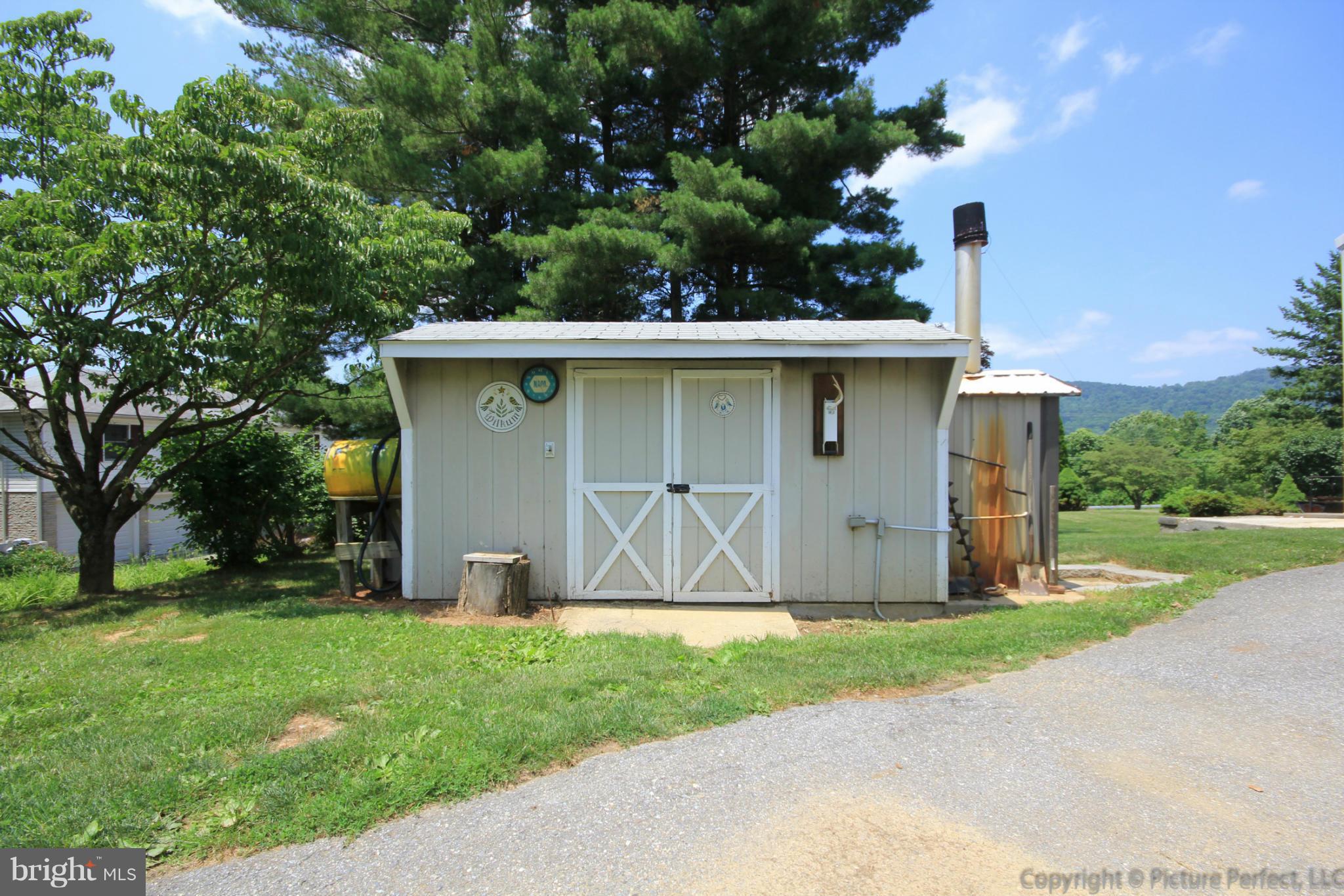 1805 Rohrersville Road Knoxville, MD 21758 - Photo 27 of 30 Exterior (General)