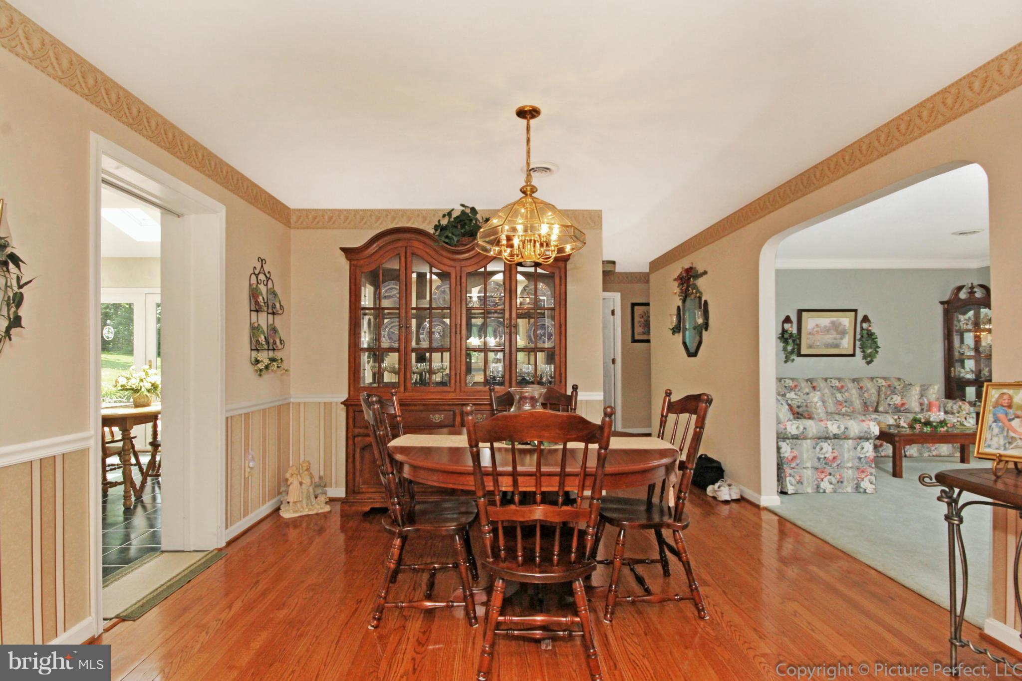 1805 Rohrersville Road Knoxville, MD 21758 - Photo 7 of 30 Dining Room