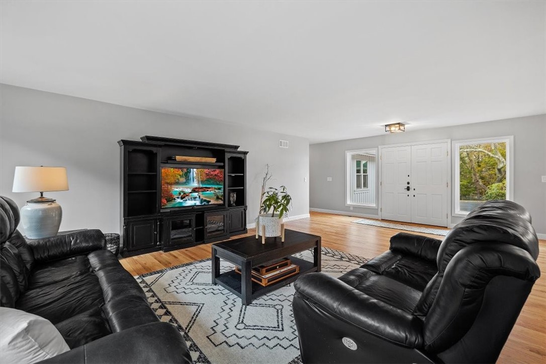 117 Wheeler Street Rehoboth, MA 02769 - Photo 4 of 37