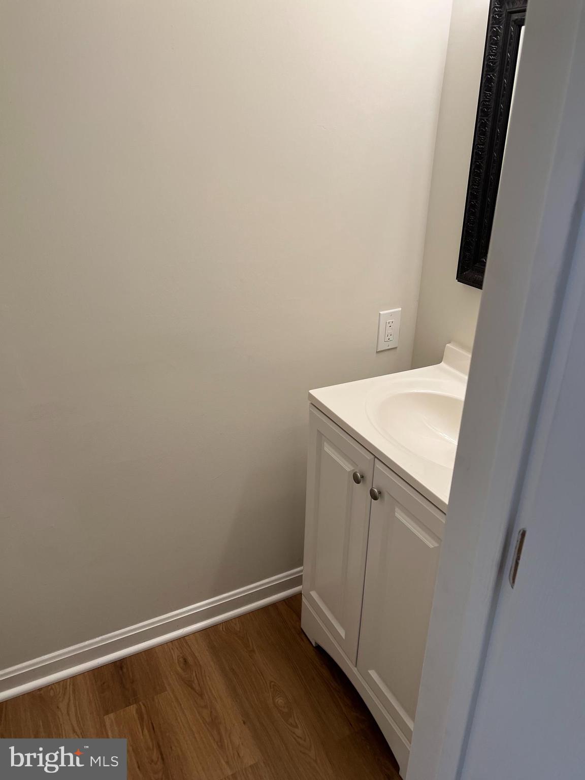 3140 Cofer Road Falls Church, VA 22042 - Photo 14 of 41 Half bathroom