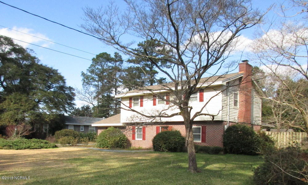 3905 Edgewood Road Wilmington, NC 28403 - Photo 1 of 16 IMG_0421-002