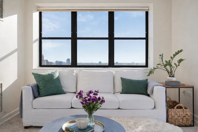 $292,000 | 1529 South State Street, Unit 21H, Chicago, IL 60605