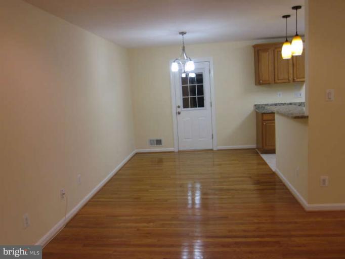4100 Lees Corner Road Chantilly, VA 20151 - Photo 4 of 12 Dining Room