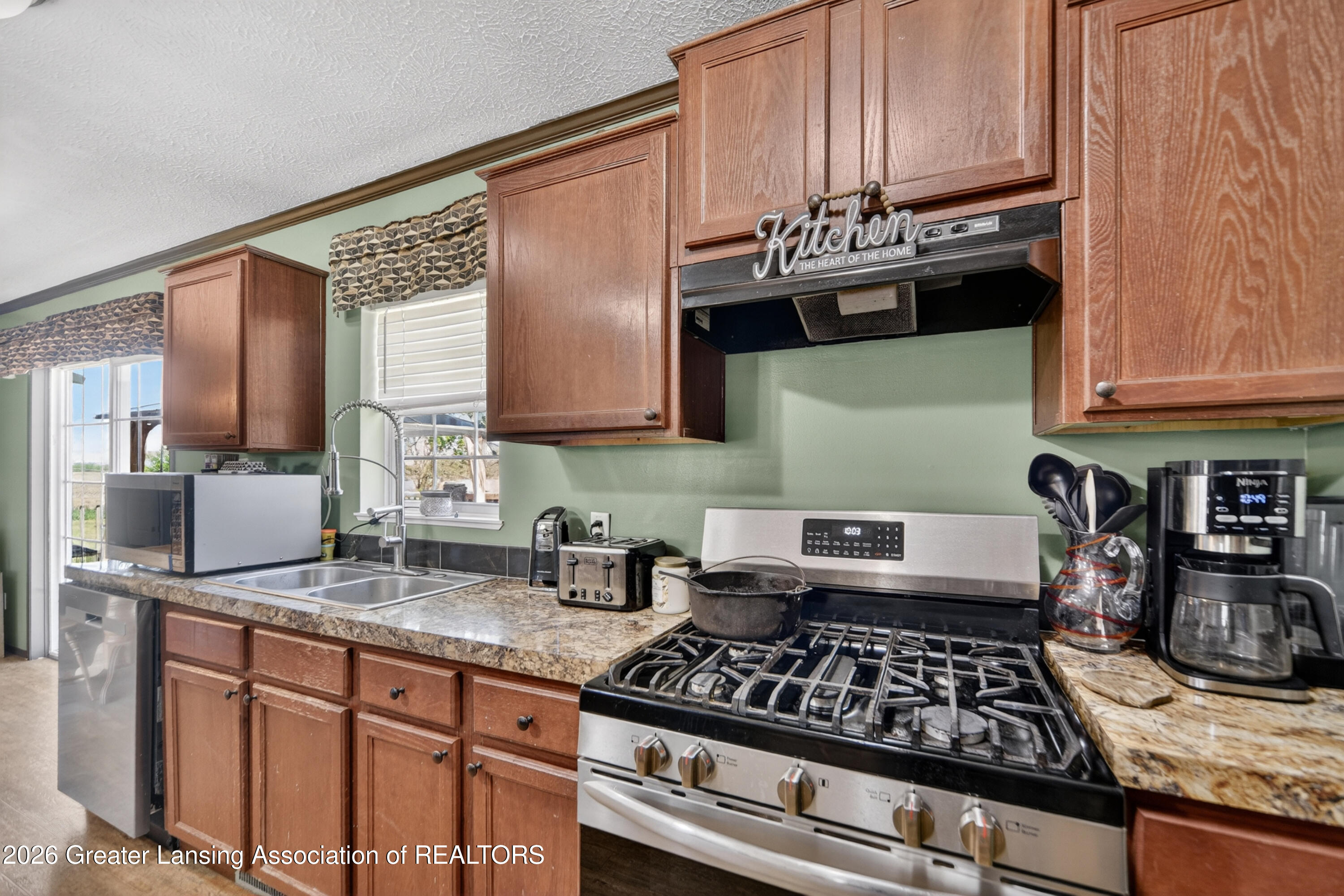 107 10 Mile Road Union City, MI 49094 - Photo 11 of 46 107-10-Mile-Rd-Union-City-MI-49094-Windo
