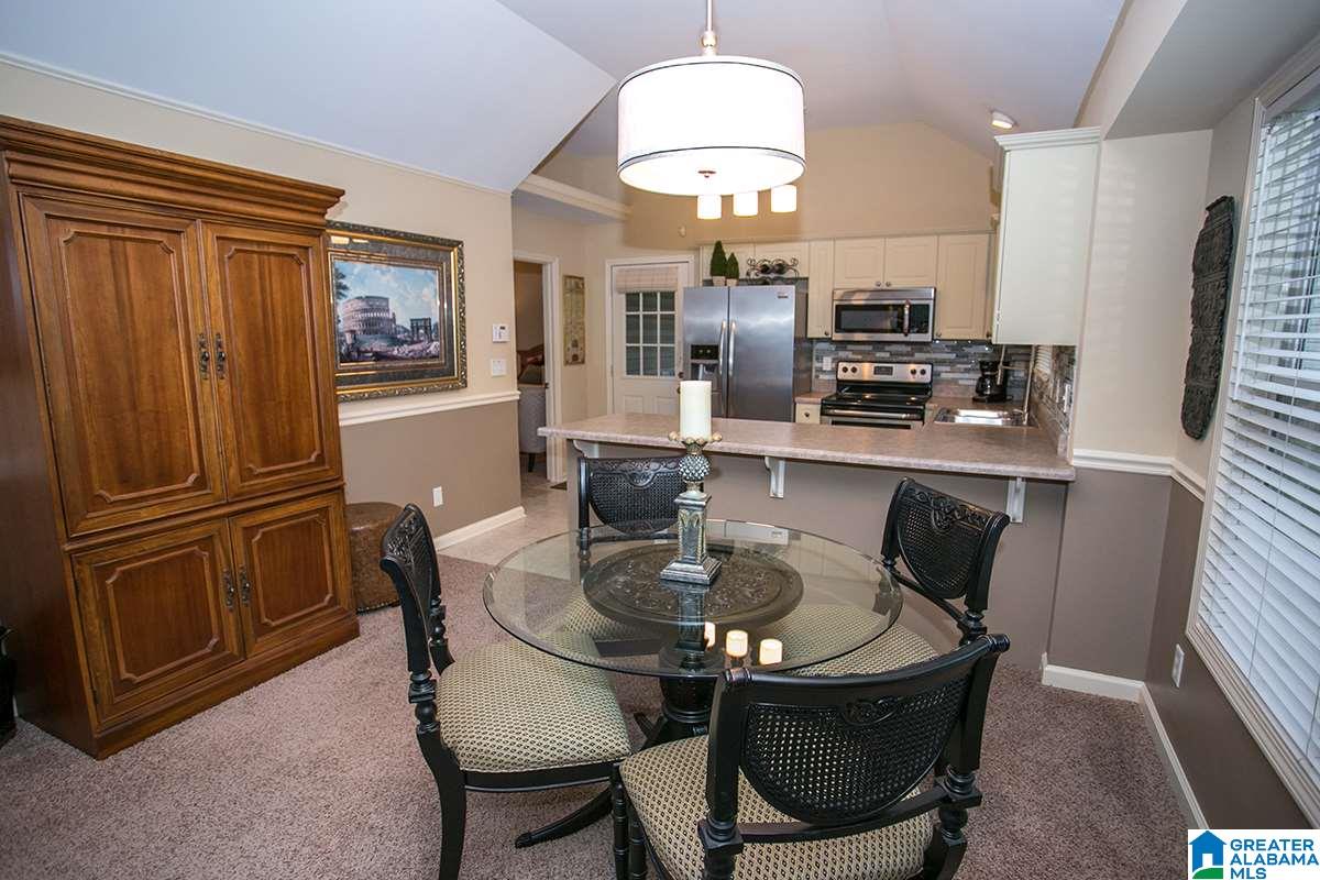 190 Village Drive Calera, AL 35040 - Photo 4 of 16