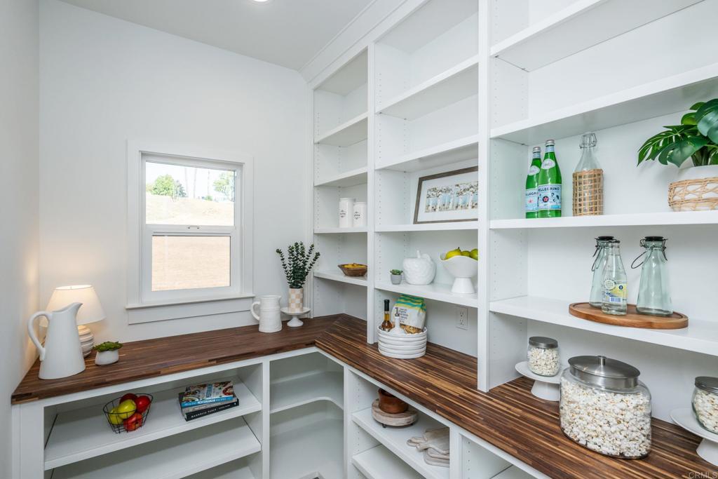 1904 Grey Rabbit Hollow Lane Fallbrook, CA 92028 - Photo 26 of 67 a view of dining room with furniture window and wooden floor