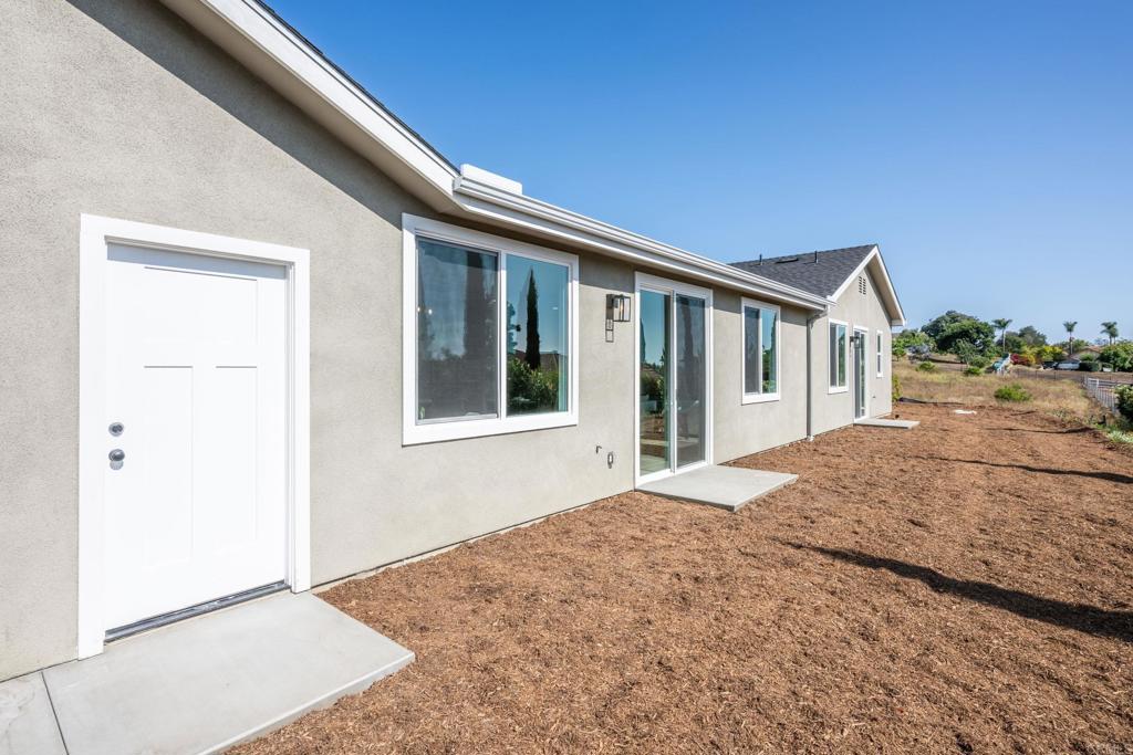 1904 Grey Rabbit Hollow Lane Fallbrook, CA 92028 - Photo 64 of 67 a view of backyard of house