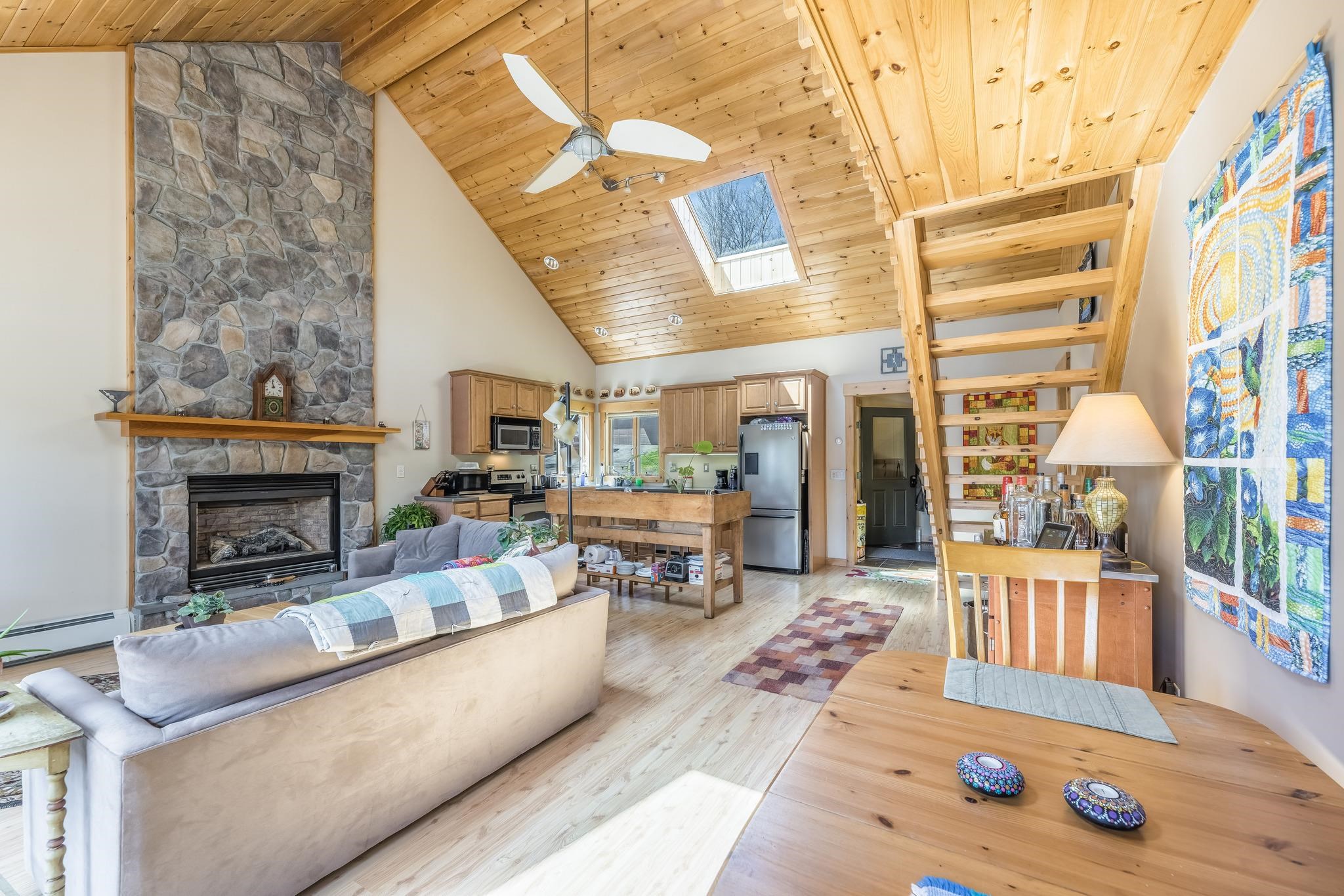 68 French Road Enfield, NH 03748 - Photo 3 of 34