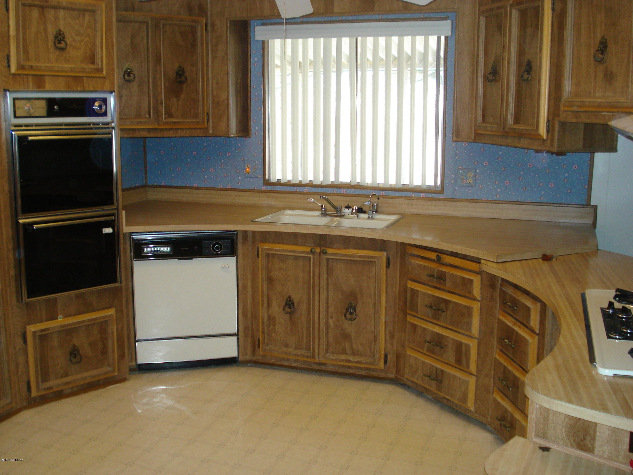 6000 West Rafter Cir Street Tucson, AZ 85713 - Photo 6 of 22 Gallery Image 6