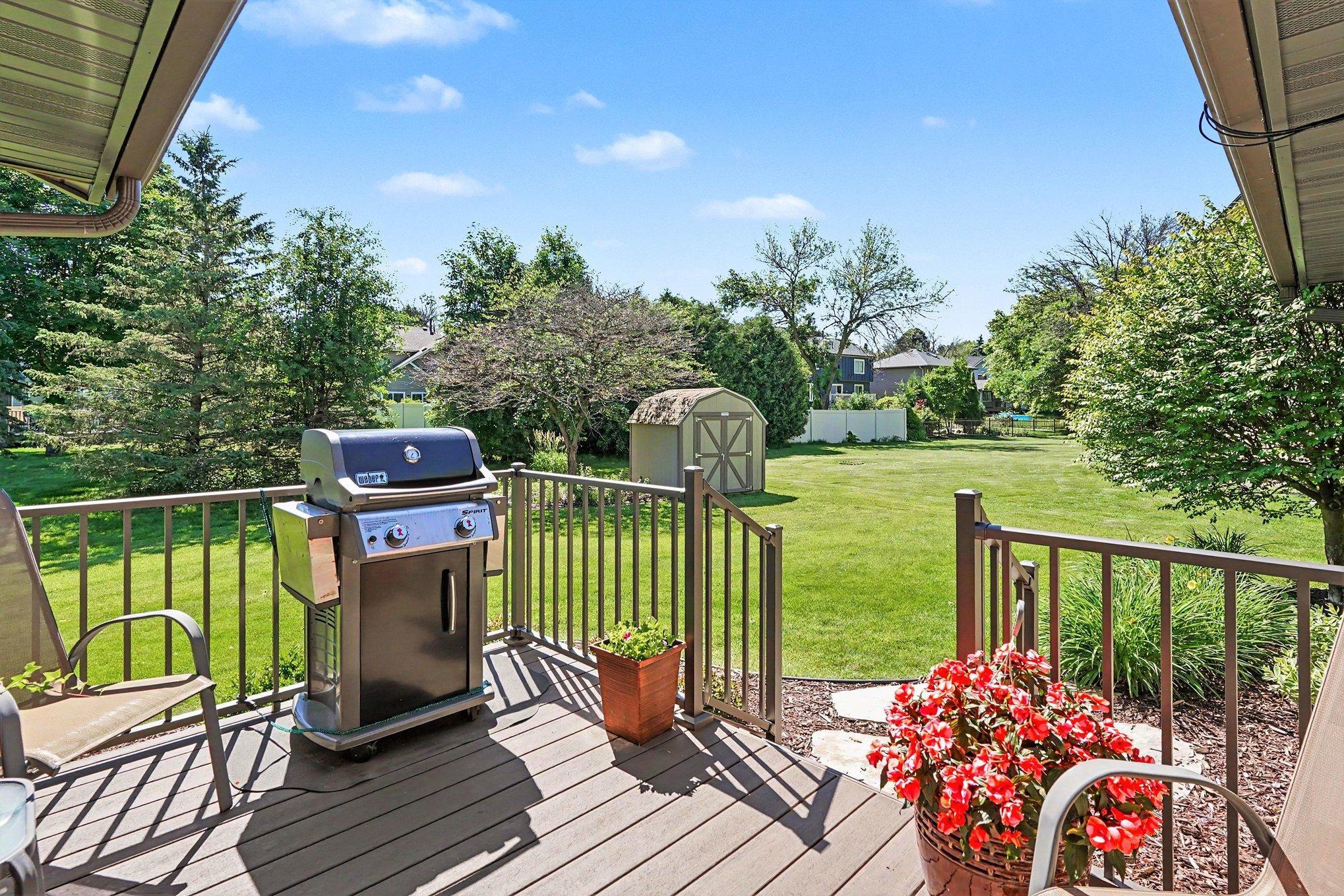 7016 Beacon Circle Eden Prairie, MN 55346 - Photo 29 of 34