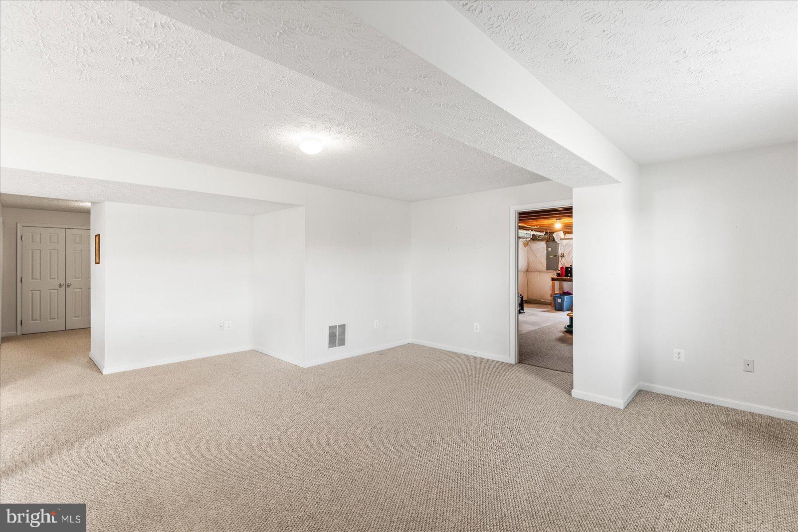 20 Sydney Drive Hanover, PA 17331 - Photo 58 of 73 a view of an empty room and closet area