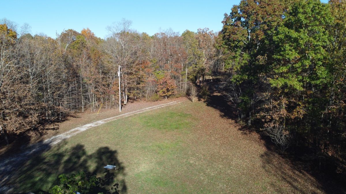 8062 Frame Hollow Road Nunnelly, TN 37137 - Photo 33 of 47