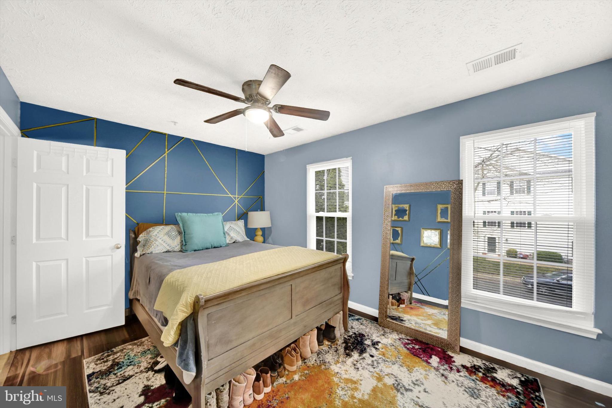 2579 Blue Water Boulevard Odenton, MD 21113 - Photo 15 of 32 PRIMARY BR w/ Attached FULL BATH