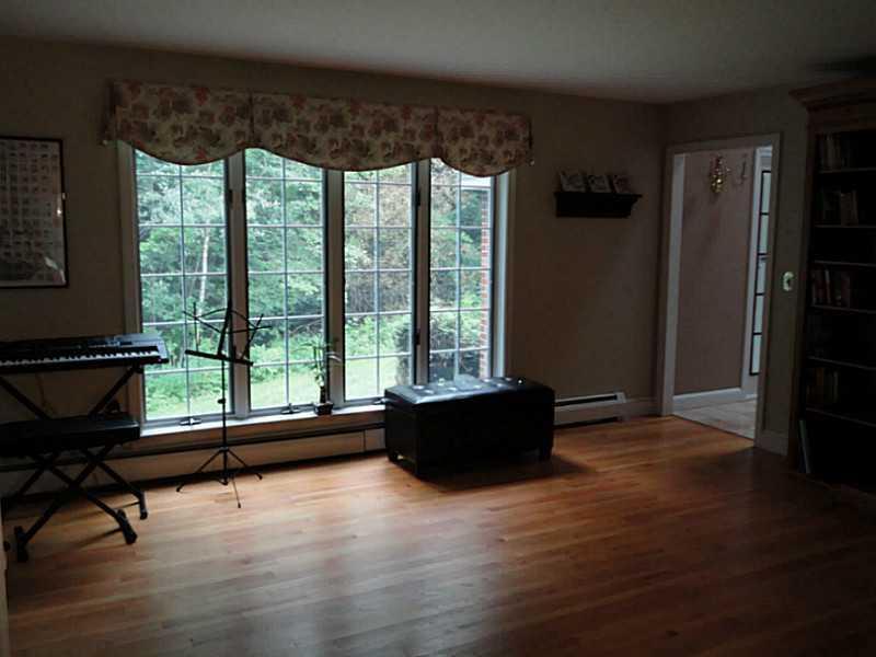 863 Methodist Road Westbrook, ME 04092 - Photo 8 of 18 Den/Family/Great Room.