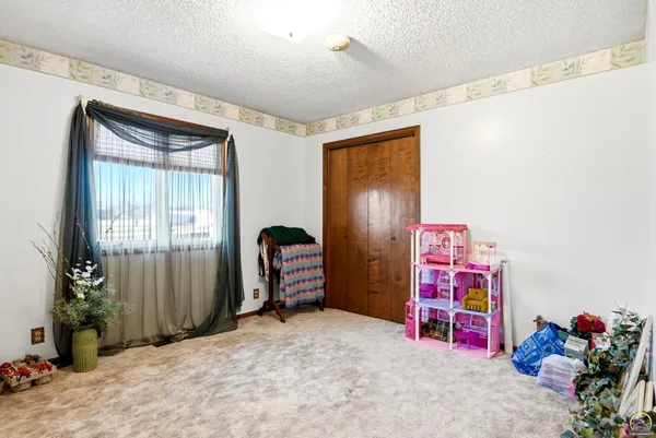 $385,000 | 1416 Brant Street, Osage City, KS 66523