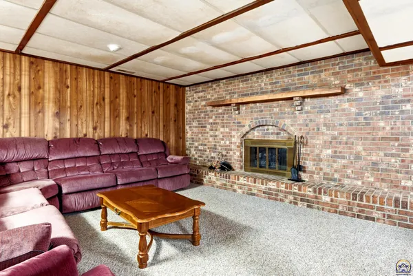 $385,000 | 1416 Brant Street, Osage City, KS 66523