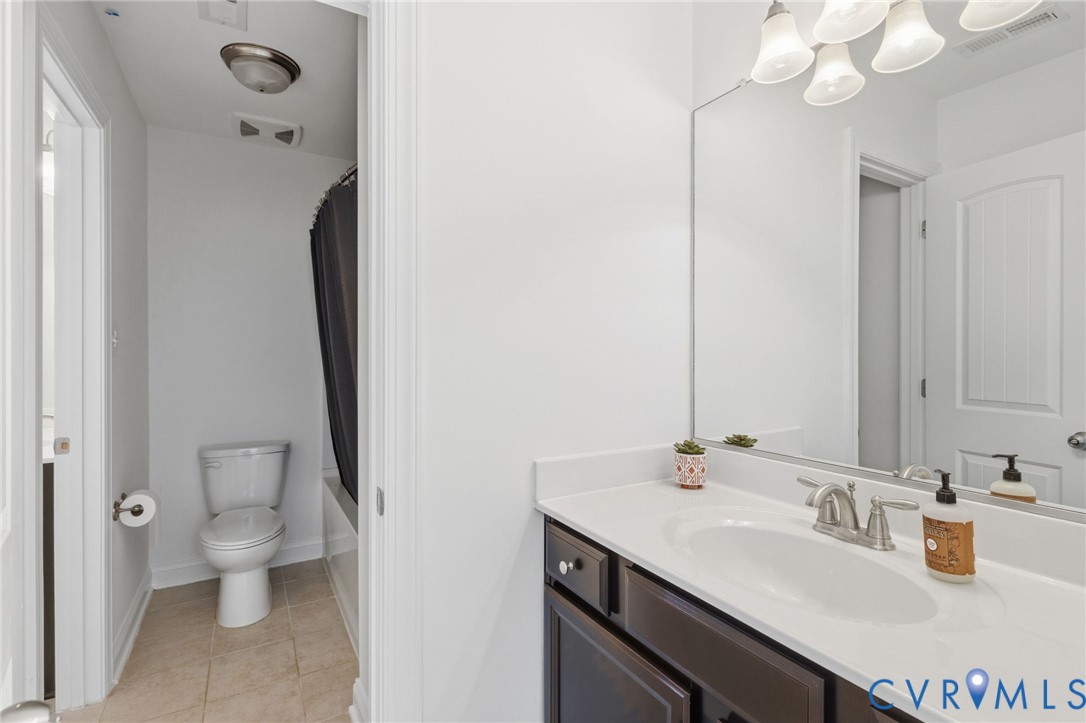 15206 Blackrail Road Chesterfield, VA 23832 - Photo 33 of 54 Jack & Jill bathroom, each has private vanity