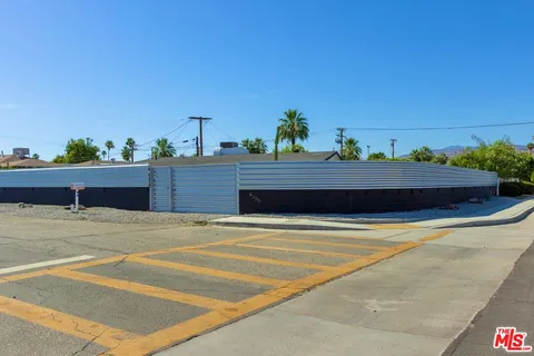 $649,000 | 4325 East Calle De Carlos, Palm Springs, CA 92264