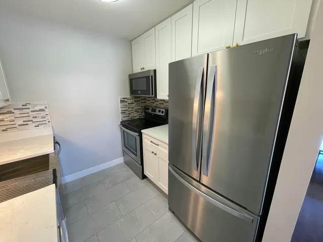 $1,300 | 10635 North Ivy Court, Unit 65, Mequon, WI 53092