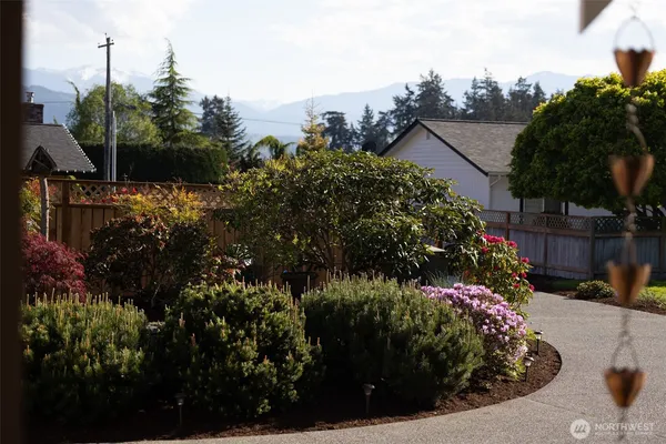 $799,000 | 877 Medsker Road, Sequim, WA 98382