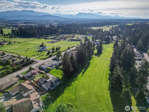 $799,000 | 877 Medsker Road, Sequim, WA 98382