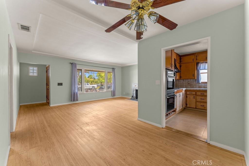 1611 Bay View Avenue Wilmington, CA 90744 - Photo 11 of 44