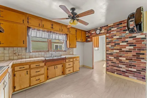 $715,000 | 1611 Bay View Avenue, Wilmington, CA 90744