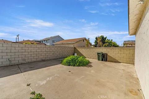 $715,000 | 1611 Bay View Avenue, Wilmington, CA 90744