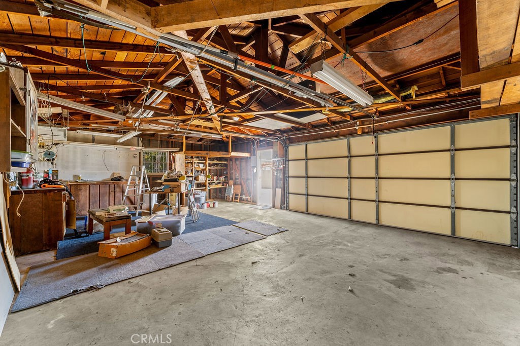 1611 Bay View Avenue Wilmington, CA 90744 - Photo 38 of 44