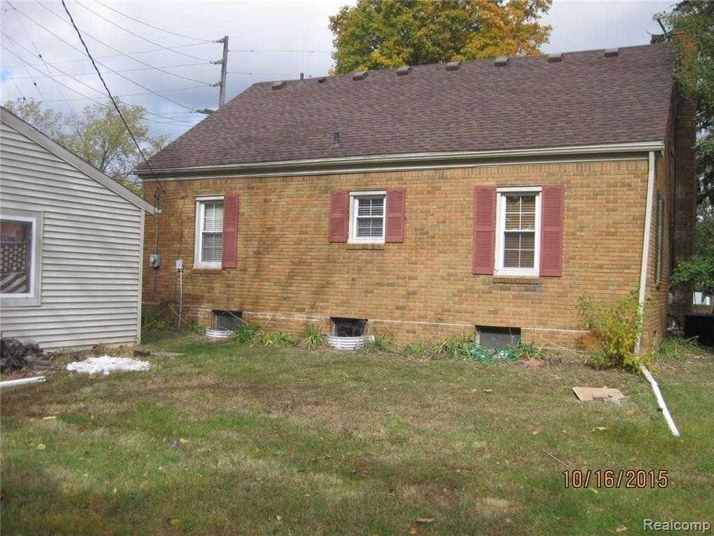 253 Mason Road Howell, MI 48843 - Photo 6 of 21 IMG_3801.JPG