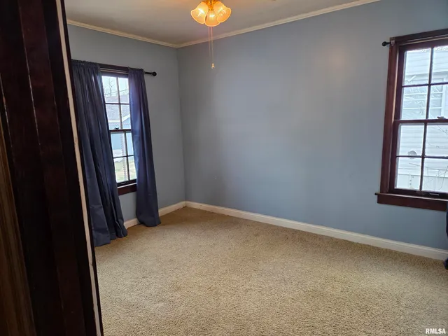 $49,900 | 143 East Posey Avenue, Shawneetown, IL 62984