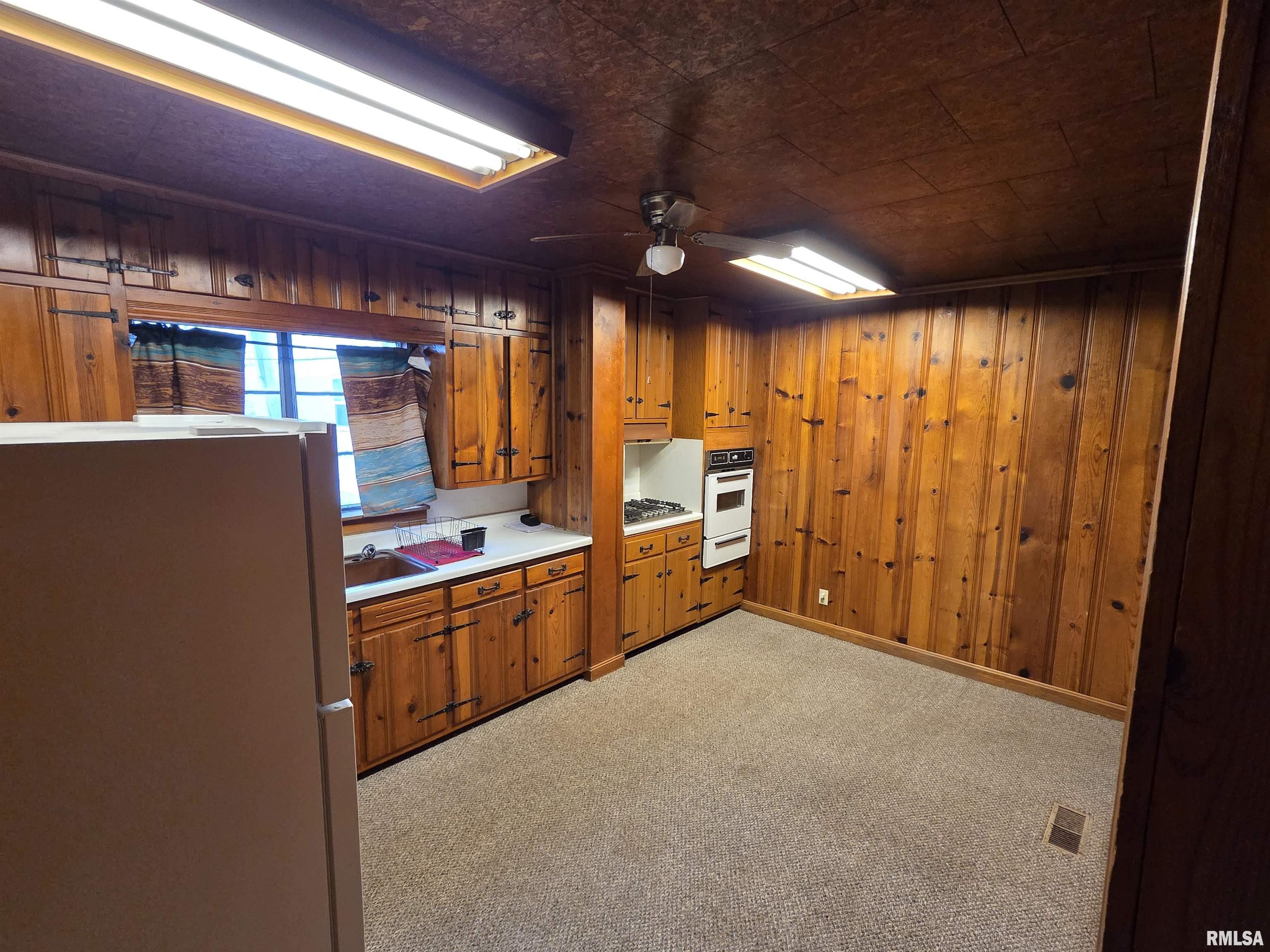 143 East Posey Avenue Shawneetown, IL 62984 - Photo 18 of 23