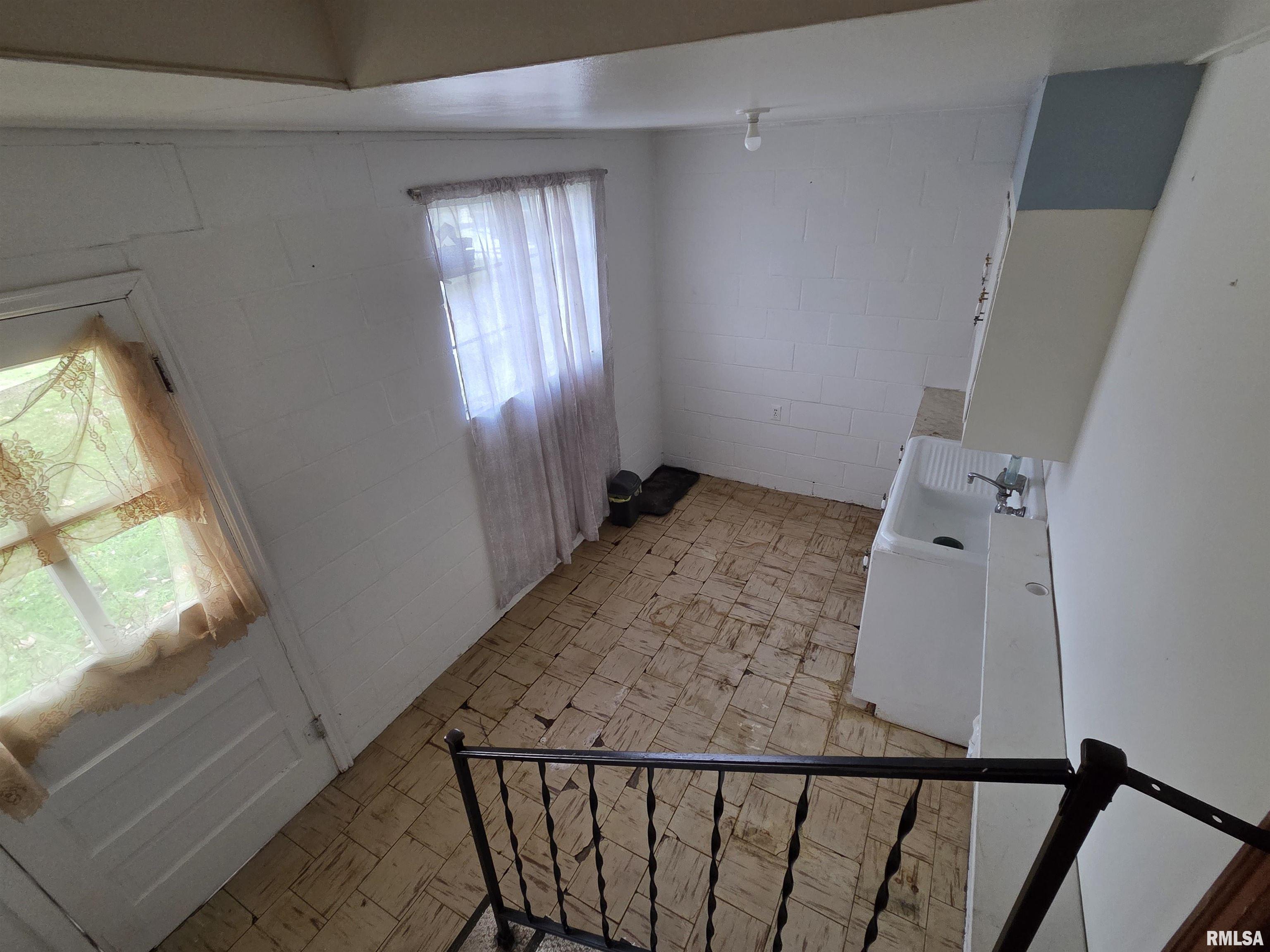 143 East Posey Avenue Shawneetown, IL 62984 - Photo 20 of 23