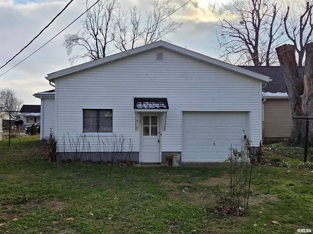 $49,900 | 143 East Posey Avenue, Shawneetown, IL 62984