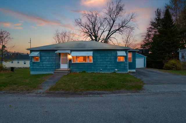 $285,000 | 4 Highland Avenue, Lewiston, ME 04240