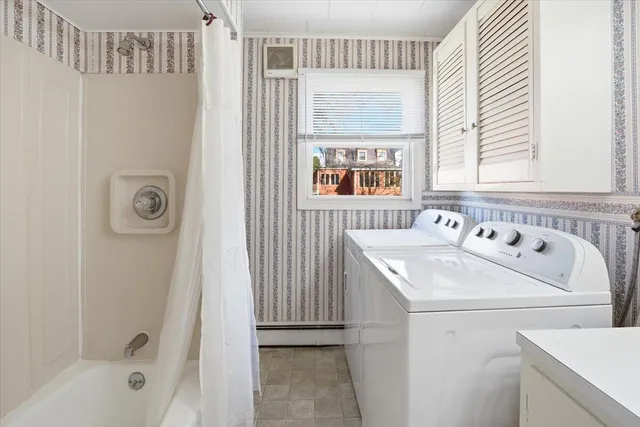 $285,000 | 4 Highland Avenue, Lewiston, ME 04240