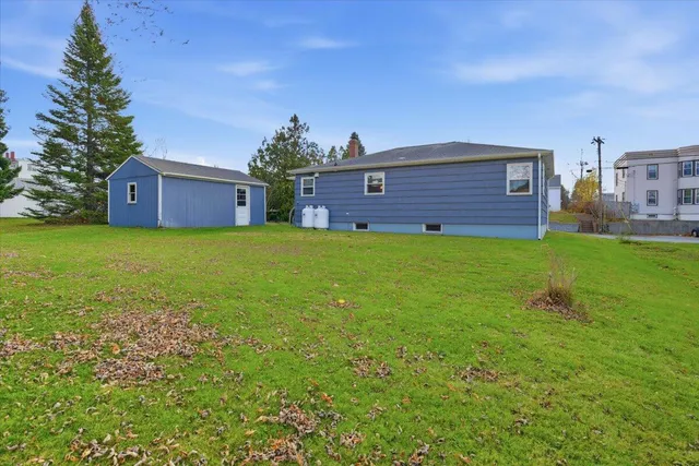 $285,000 | 4 Highland Avenue, Lewiston, ME 04240