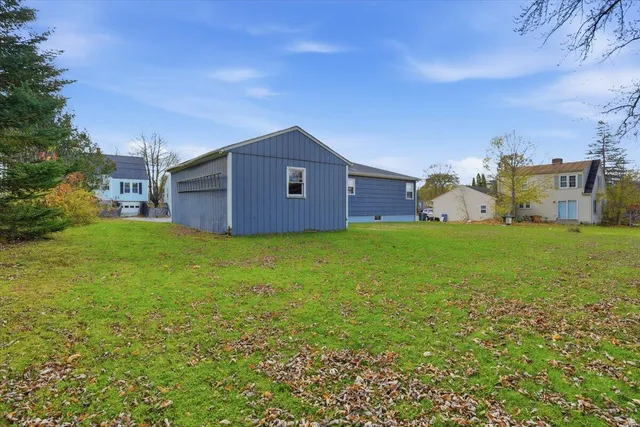 $285,000 | 4 Highland Avenue, Lewiston, ME 04240