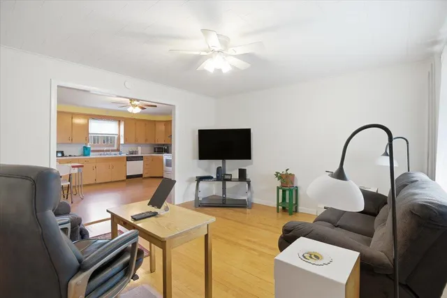 $285,000 | 4 Highland Avenue, Lewiston, ME 04240