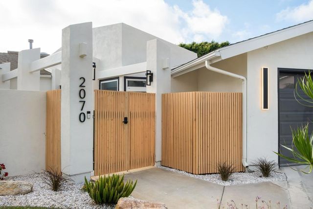 $1,860,000 | 2070 Basswood Avenue, Carlsbad, CA 92008