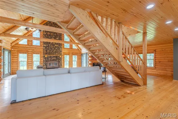 $650,000 | 2826 Hwy T, Poplar Bluff, MO 63901