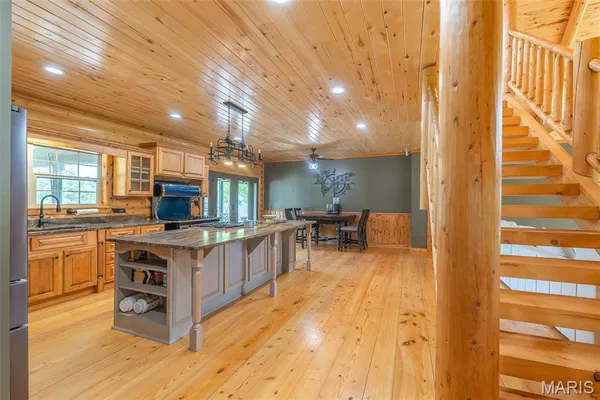 $650,000 | 2826 Hwy T, Poplar Bluff, MO 63901