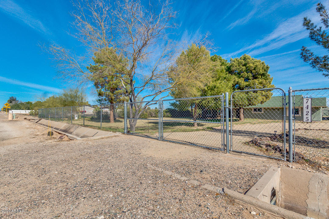 7425 North Citrus Road Waddell, AZ 85355 - Photo 6 of 86 01-Citrus