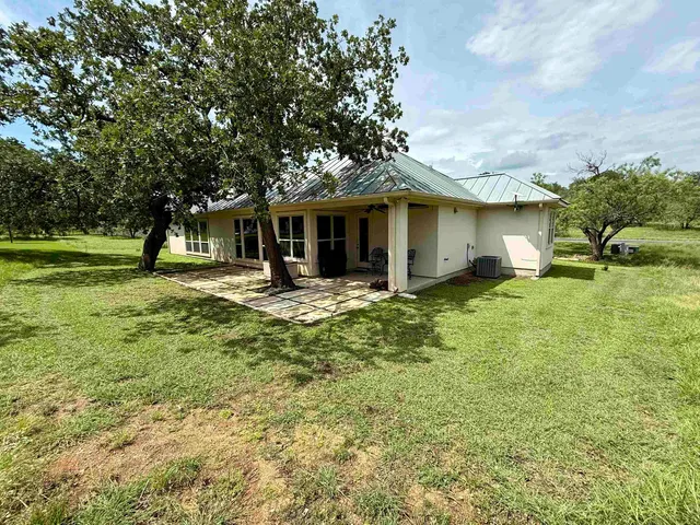 $2,950 | 3327 Bay W Boulevard, Horseshoe Bay, TX 78657