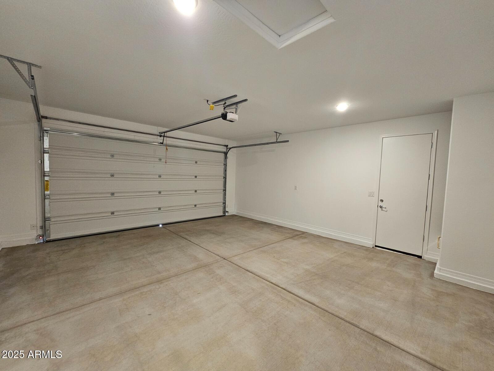 17236 West Via Dona Road Surprise, AZ 85387 - Photo 38 of 40 WhatsApp Image 2025-12-29 at 4.22.14 PM